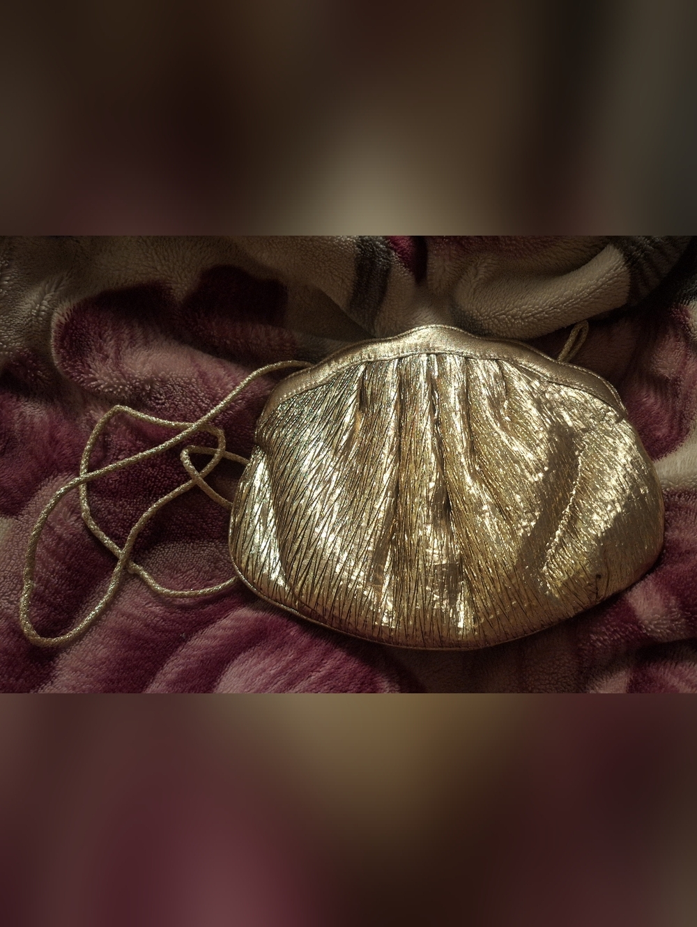 Vintage 70's Gold Lame Metallic Women's Drawstring Evening Bag/Clutch